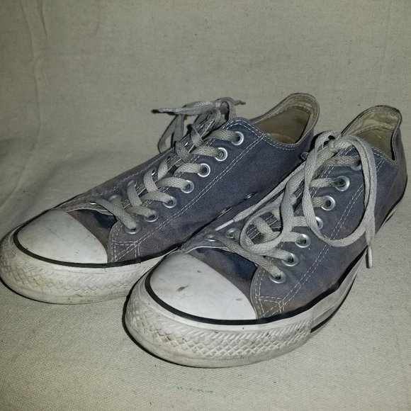 Converse medium blue sneakers men's size 9.5